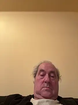 csikar online show from March 3, 2026, 10:04 pm