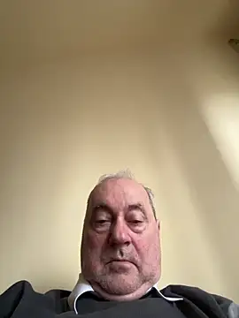 csikar online show from March 30, 2026, 8:26 am