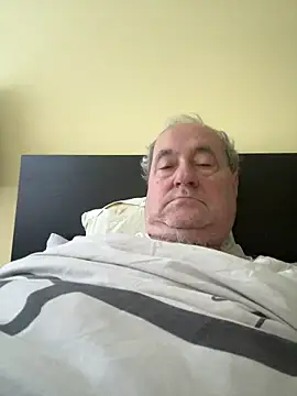 Snapshot of csikar chatting on June 19, 2026, 4:50 am csikar online show from June 19, 2026, 4:50 am