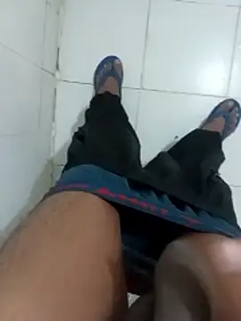 Snapshot of bigg_dickkk69 chatting on January 10, 2026, 12:29 pm bigg dickkk69 online show from January 10, 2026, 12:29 pm