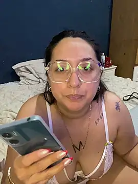 Soy maiaa4 online show from February 2, 2026, 6:23 am