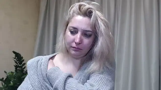 sweetpussy13 online show from February 20, 2025, 9:55 am