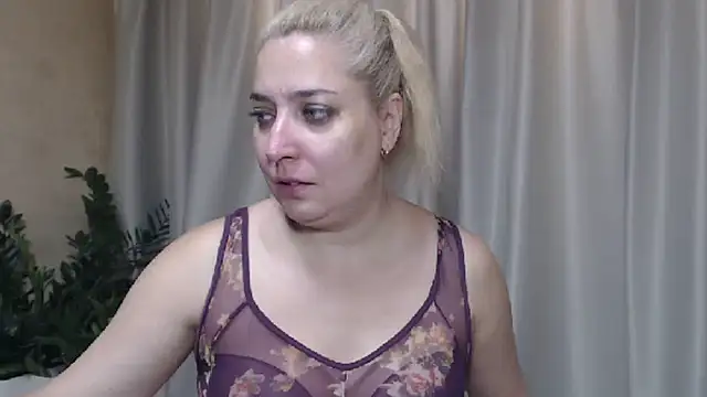 sweetpussy13 online show from September 20, 2025, 5:52 am