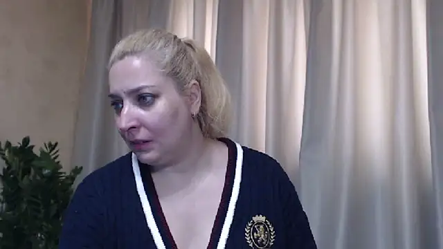 sweetpussy13 online show from April 22, 2026, 5:54 am