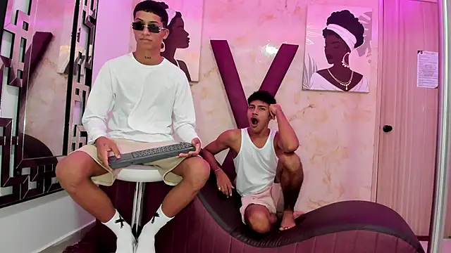 DIAMOND BLACKS online show from December 18, 2025, 7:36 am