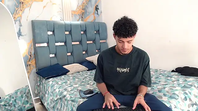 DIAMOND BLACKS online show from April 7, 2026, 7:20 am