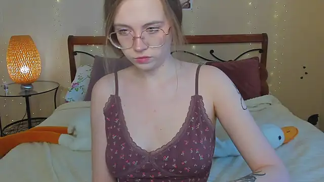 Snapshot of miya_soft chatting on April 25, 2026, 1:41 am miya soft online show from April 25, 2026, 1:41 am