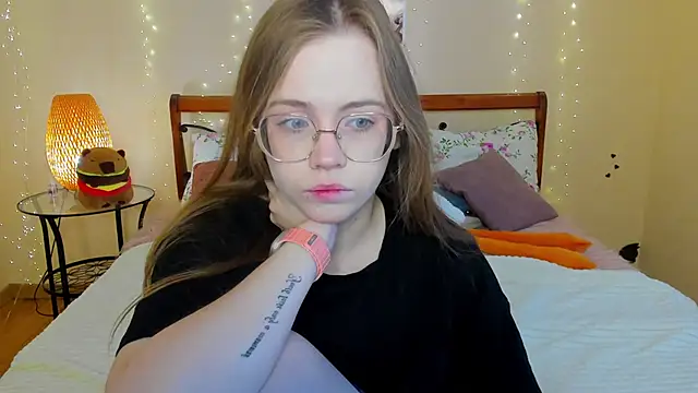 Snapshot of miya_soft chatting on May 14, 2026, 1:34 am miya soft online show from May 14, 2026, 1:34 am