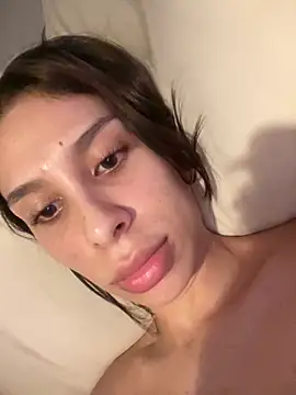 Jedelinne online show from February 23, 2026, 8:28 pm