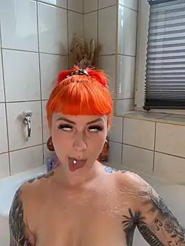 Snapshot of ScarletVixenLive chatting on May 21, 2026, 2:46 pm ScarletVixenLive online show from May 21, 2026, 2:46 pm