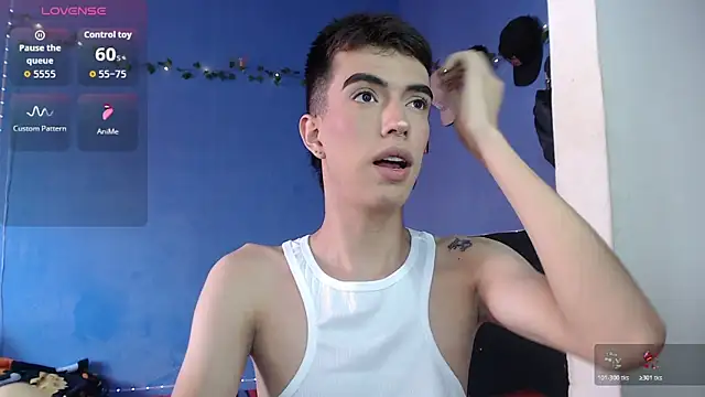 Snapshot of Juan_Gomezz26 chatting on June 6, 2026, 8:13 pm Juan Gomezz26 online show from June 6, 2026, 8:13 pm