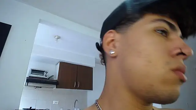 black men9 online show from April 20, 2026, 7:04 pm