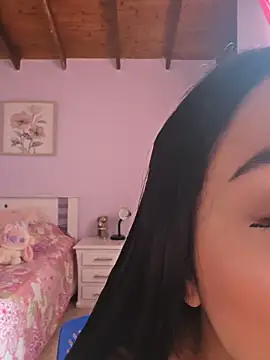 Esmeralda Rossi online show from March 6, 2026, 5:31 pm