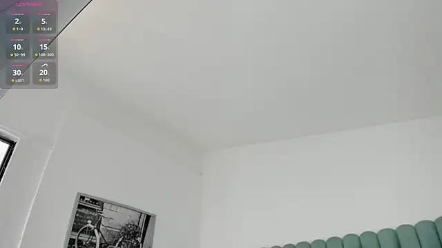 Scarlett  Noir online show from April 26, 2026, 7:44 pm