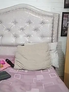 DanaMontana online show from April 21, 2026, 1:42 am