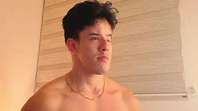 maxxcooper1 online show from January 11, 2026, 6:07 am