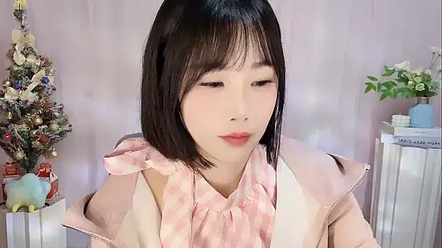 Pinkgirl520 online show from January 6, 2026, 2:10 pm