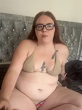 AnnieAinsx online show from June 16, 2026, 9:12 am