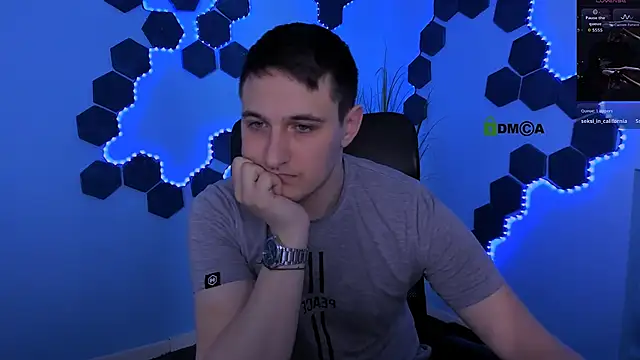 beauty liam online show from April 26, 2026, 7:22 pm