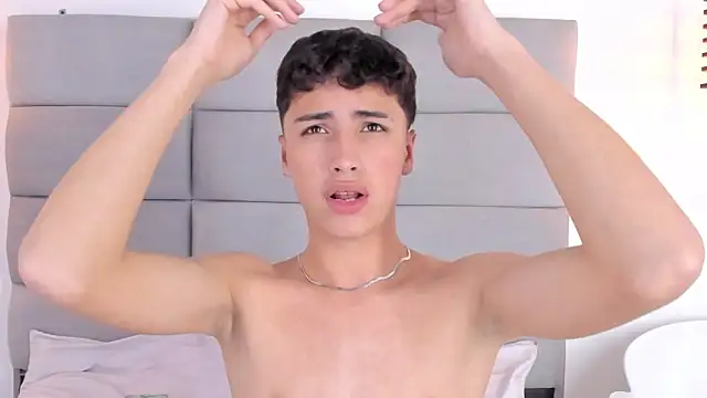 JoshClaarktt online show from February 28, 2026, 4:02 am