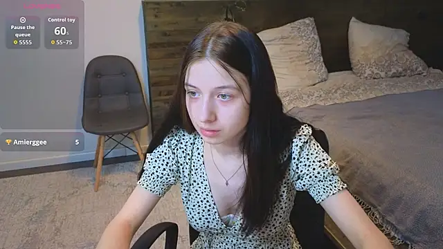 AlicePowells online show from February 15, 2026, 11:30 am