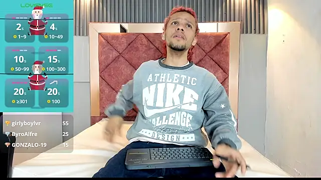 TAYSON SCOTT online show from January 7, 2026, 1:08 am