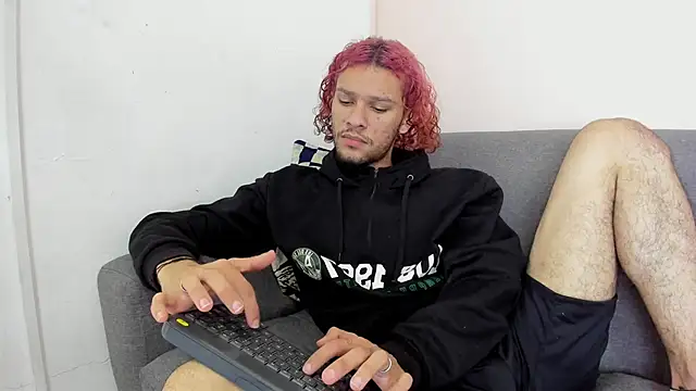 TAYSON SCOTT online show from January 15, 2026, 1:16 pm