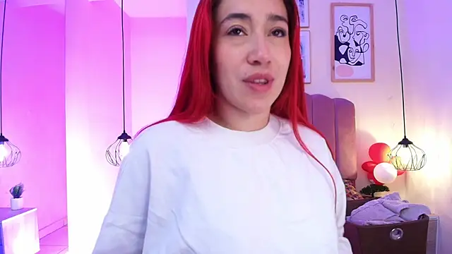 Snapshot of Celestee15_ chatting on April 29, 2026, 11:25 am Celestee15 online show from April 29, 2026, 11:25 am