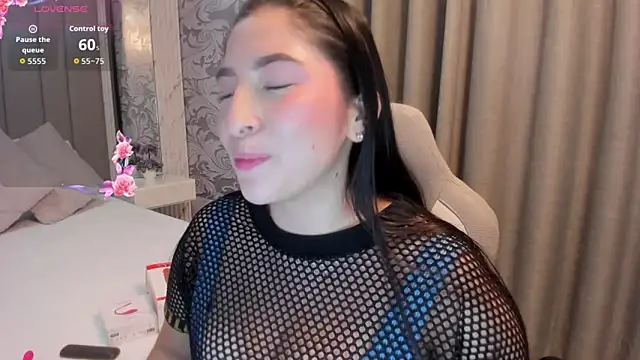 goodgirl22   online show from April 21, 2026, 1:07 am