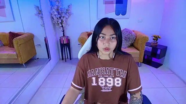 Carolina cherry online show from April 21, 2026, 12:55 pm