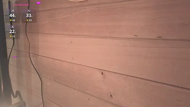 Snapshot of vickvalencia2 chatting on July 23, 2026, 12:24 am vickvalencia2 online show from July 23, 2026, 12:24 am