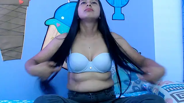 NOVAHOT98 online show from December 15, 2025, 7:40 pm