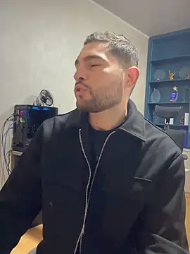 Steve-Carter online show from December 19, 2025, 11:39 am