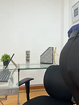 Steve-Carter online show from April 24, 2026, 12:18 pm