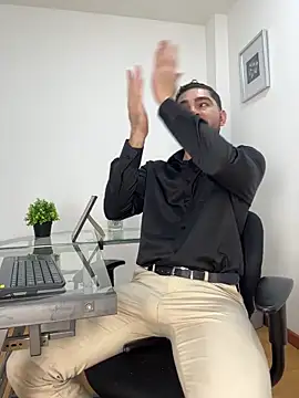 Steve-Carter online show from April 26, 2026, 12:03 pm