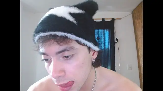 sam lilith081 online show from April 7, 2026, 9:26 pm