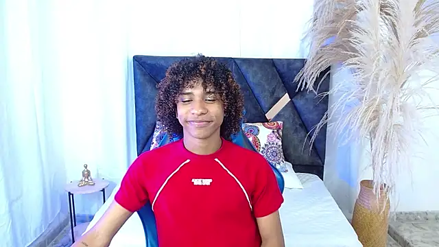 angelll18  online show from January 16, 2026, 8:24 pm