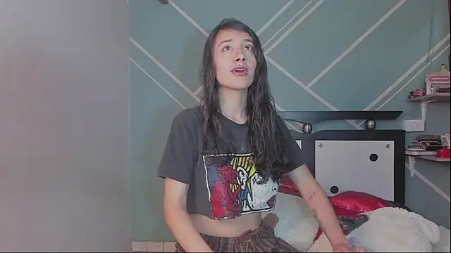 Lucy-Bluesea online show from March 7, 2026, 11:24 pm