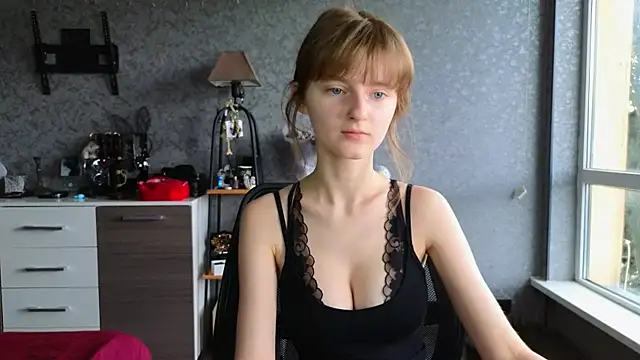 Miss Alisa  online show from June 15, 2026, 11:01 am