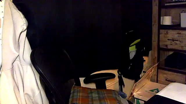 jhaycobXgarcia online show from April 1, 2026, 7:09 am