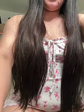 ivanaoficial22 online show from February 9, 2026, 5:33 am