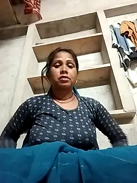 Shreya pandit online show from March 26, 2026, 11:43 pm