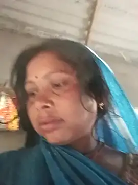 Shreya pandit online show from April 15, 2026, 1:01 am