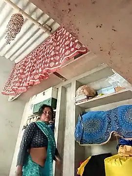 Shreya pandit online show from April 21, 2026, 1:42 am