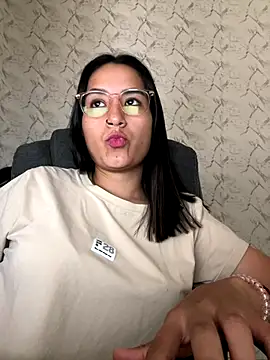 Val12777 online show from December 22, 2025, 3:20 pm