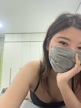 Sarah2127 online show from April 19, 2026, 7:16 pm