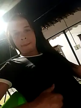 juanatransposada online show from January 18, 2026, 10:41 am