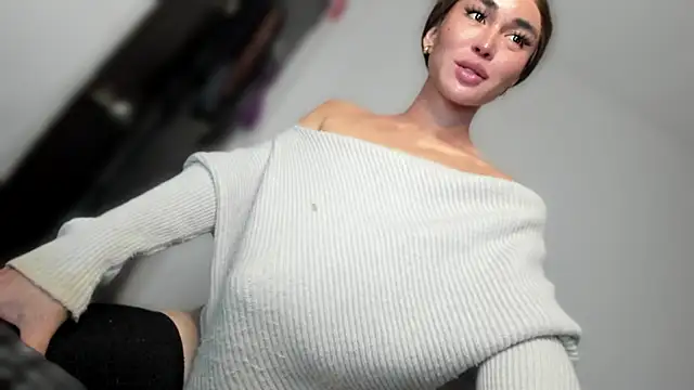 mxshemale ladyboy online show from May 15, 2026, 7:21 pm