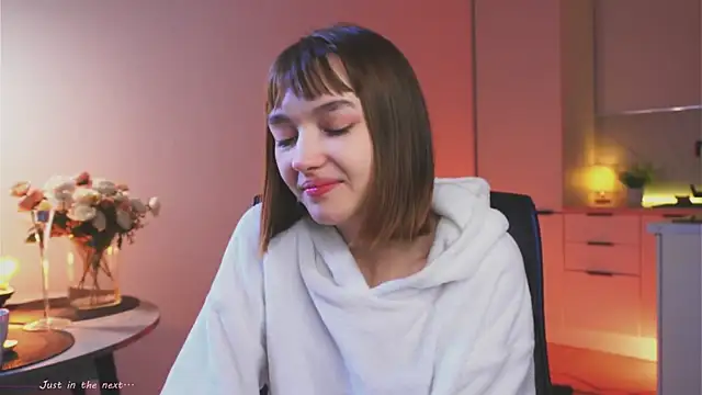 Leyla crsh online show from April 20, 2026, 7:11 am