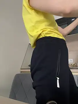 Sensual Flower online show from February 6, 2026, 6:07 am